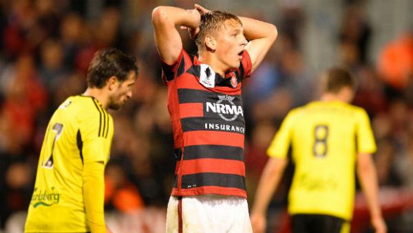 Wanderers striker Lachlan Scott reacts to a near miss against the Phoenix in the FFA Cup on Tuesday night.